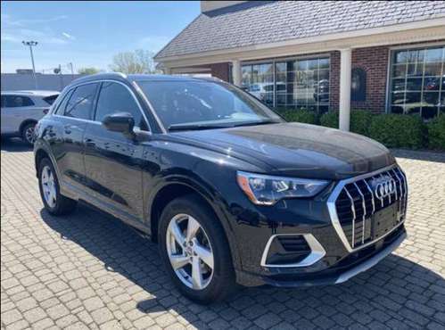 2020 Audi Q3 Premium SUV - - by dealer - vehicle for sale in Bowling Green, MI