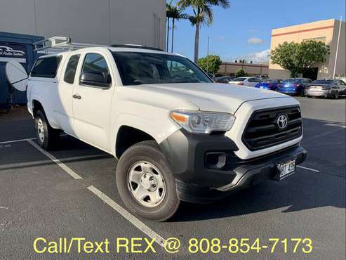 VERY CLEAN & 4 CYLINDER ) 2WD 2016 Toyota Tacoma sr5 - cars & for sale in Kihei, HI