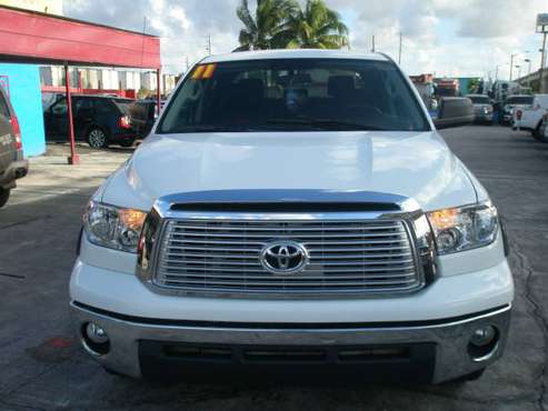 2011 TOYOTA TUNDRA - cars & trucks - by dealer - vehicle automotive... for sale in Miami, FL