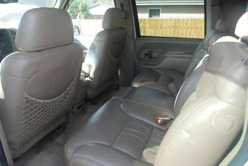 1997 Suburban price reduced! - cars & trucks - by owner - vehicle... for sale in Mount Vernon, WA