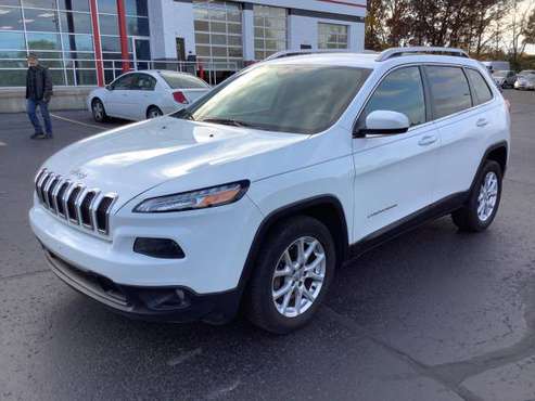 2014 Jeep Cherokee Latitude! Reliable! - cars & trucks - by dealer -... for sale in Ortonville, OH