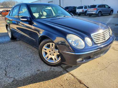 2005 Mercedes Benz E320 Cheap Reliable Luxury Clean - cars & trucks... for sale in Mount Clemens, MI