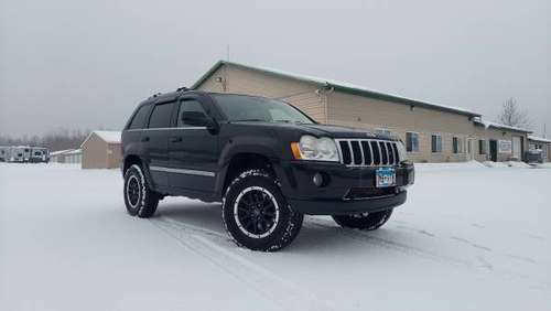 2007 JEEP GRAND CHEROKEE V8 HEMI - OVERLAND - cars & trucks - by... for sale in Duluth, MN