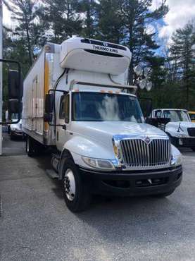 2011 International 4300 24 Thermoking 800 Box Truck 2570 - cars & for sale in Coventry, RI