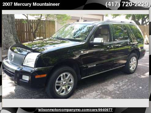 2007 Mercury Mountaineer V8 Premier 3rd row ! with Analog clock for sale in Springfield, MO