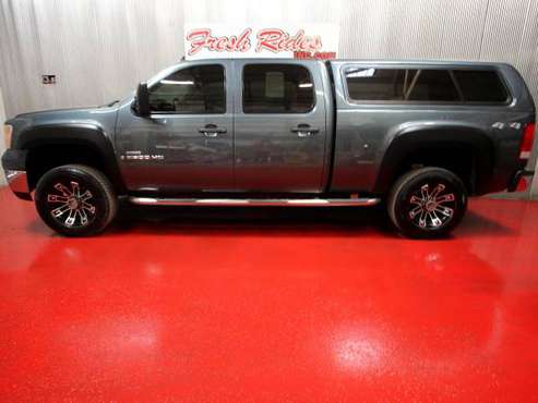 2008 GMC Sierra 2500HD 4WD Crew Cab 153 SLE2 - GET APPROVED!! - cars... for sale in Evans, CO