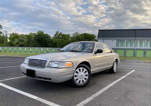2009 Crown Victoria P71 Street appearance package for sale in Cherry Hill, NJ