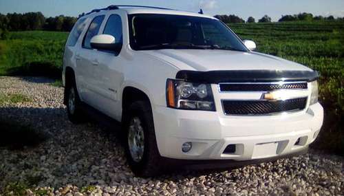2007 chevy tahoe 4x4 3rd row for sale in Clarkson, KY
