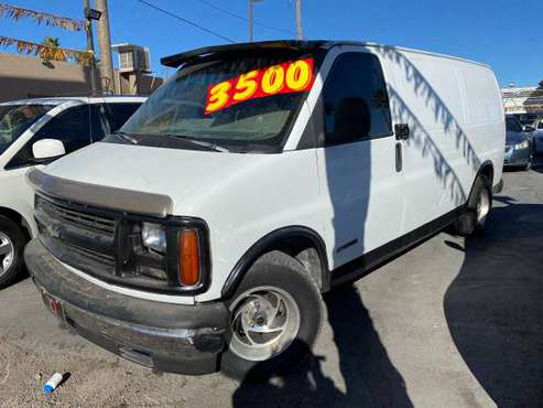 2000 CHEVROLET EXPRESS 1500 CARGO! RUNS STRONG, GREAT DEAL! *$2850 -... for sale in North Las Vegas, NV