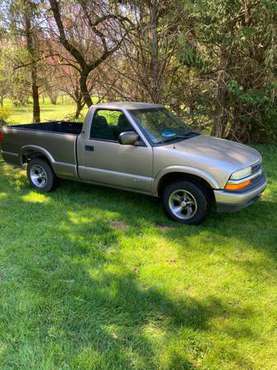 2003 S10 Chevy pick up for sale in Olalla, WA