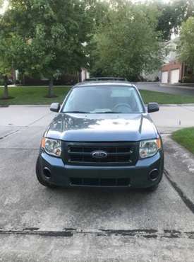 2010 Ford Escape XLT - cars & trucks - by owner - vehicle automotive... for sale in Indianapolis, IN