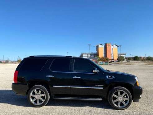 2012 CADILLAC ESCALADE 2WD 4DR LUXURY/WE FINANCE/ASK FOR JOHN - cars... for sale in San Antonio, TX