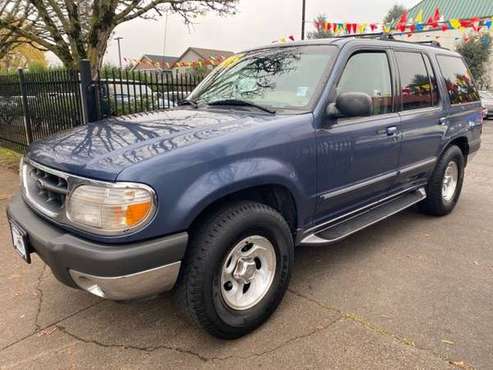 2001 Ford Explorer XLT ***NICE FAMILY SIZE SUV *** Our Bells Are... for sale in Portland, OR