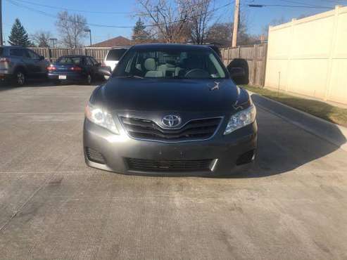 2011 Toyota Camry LE 4 cylinder - cars & trucks - by owner - vehicle... for sale in Wheeling, IL