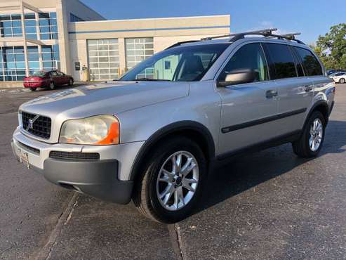 3rd Row! 2004 Volvo XC90! AWD! One Owner! Loaded! for sale in Ortonville, OH