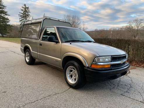 1998 CHEVROLET S-10 - cars & trucks - by dealer - vehicle automotive... for sale in Attleboro, MA
