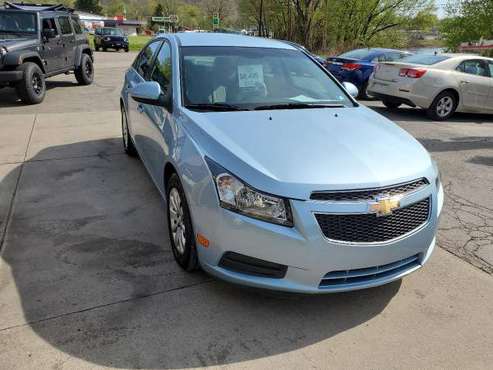 2011 Chevrolet Chevy Cruze LT 4dr Sedan w/1LT EVERYONE IS APPROVED! for sale in Vandergrift, PA