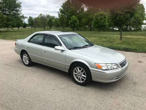 2001 Toyota Camry Xle - - by dealer - vehicle for sale in Philadelphia, PA