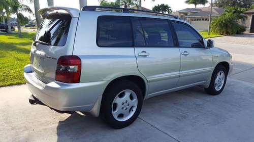 TOYOTA HIGHLANDER LIMITED 4WD with 3rd ROW for sale in Cape Coral, FL