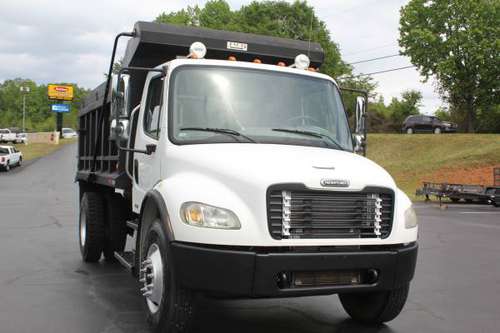 2005 Freightliner Single axle Dump truck cat c7 - - by for sale in Greenville, SC