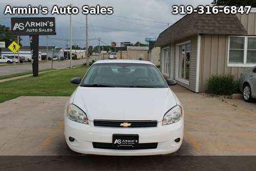 2006 Chevrolet, Chevy Monte Carlo LT 3.9L for sale in Waterloo, IA