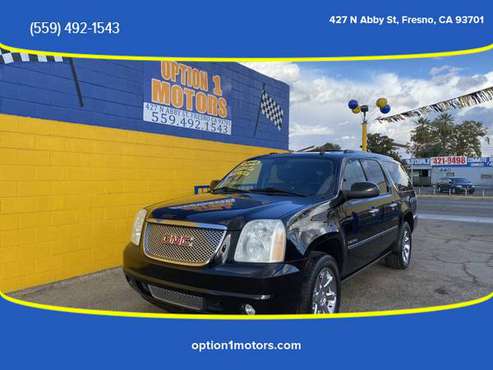 2011 GMC Yukon XL 1500 - Financing Available! - cars & trucks - by... for sale in Fresno, CA
