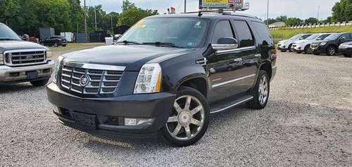 2011 Cadillac Escalade AWD Luxury - - by dealer for sale in Carroll, OH