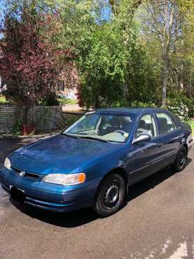 TOYOTA COROLLA 1999 - cars & trucks - by owner - vehicle automotive... for sale in Westport , MA