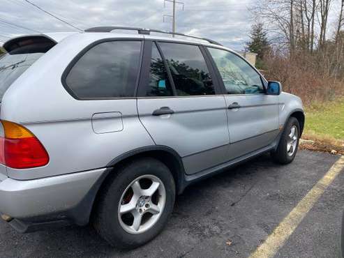 2001 BMW X5 3.0 - cars & trucks - by owner - vehicle automotive sale for sale in Highland, NY