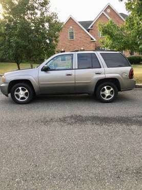 08 Trailblazer 4x4 - 61 service records from dealer, amazing condition for sale in Bethlehem, PA