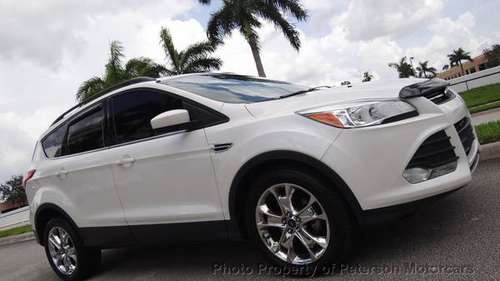 2015 *Ford* *Escape* *FWD 4dr SE* White Platinum Met for sale in West Palm Beach, FL