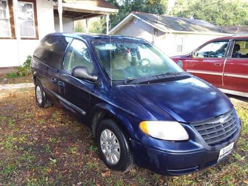 2005 Chrysler Town & Country - cars & trucks - by owner - vehicle... for sale in New Sarpy, LA