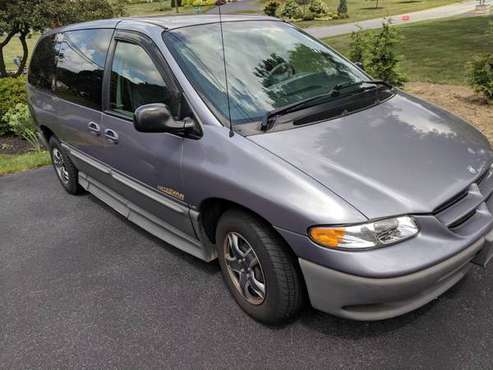 1997 Dodge Grand Caravan Handicap Minivan for sale in 17055, PA