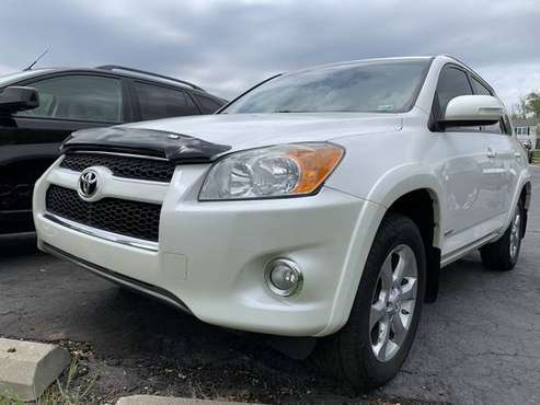 2009 Toyota Rav 4 Limited! VERY NICE! - - by dealer for sale in Northmoor, MO