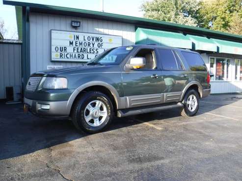 2003 FORD EXPEDITION FULLY LOADED 4X4 WITH 3RD ROW for sale in Loves Park, IL