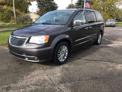 2015 Chrysler Town Country 4dr Wgn Touring-L - cars & trucks - by... for sale in Cedar Springs, MI