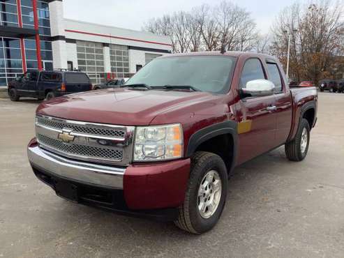 Reliable! 2008 Chevy Silverado 1500 LT! 4x4! Ext Cab! Nice! - cars &... for sale in Ortonville, OH