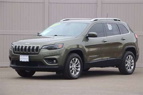 2019 Jeep Cherokee 4x4 4WD Latitude Plus SUV - cars & trucks - by... for sale in Boise, ID