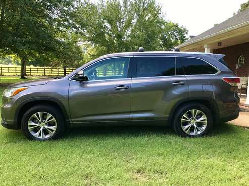 2015 Toyota Highlander XLE - cars & trucks - by owner - vehicle... for sale in Michigan City, AL