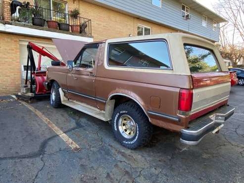 1989 FORD BRONCO - cars & trucks - by owner - vehicle automotive sale for sale in Hartville, OH