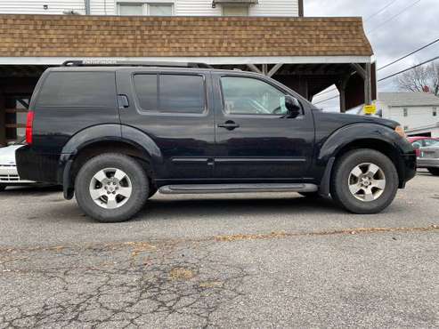 06 Nissan Pathfinder 4x4 w/3rd Row//LOADED - cars & trucks - by... for sale in Bangor, PA