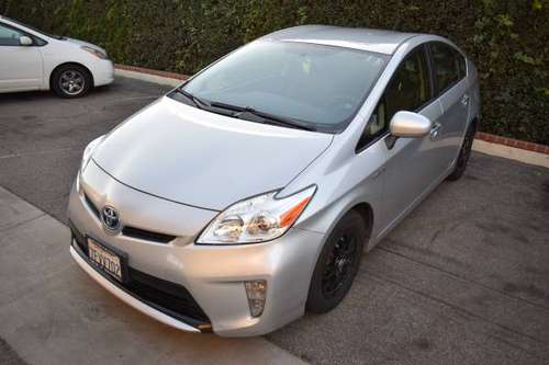 TOYOTA PRIUS THREE 2014 - cars & trucks - by owner - vehicle... for sale in Torrance, CA