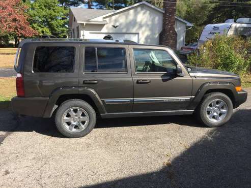 2006 Jeep Commander Limited 4x4 for sale in Pickerington, OH
