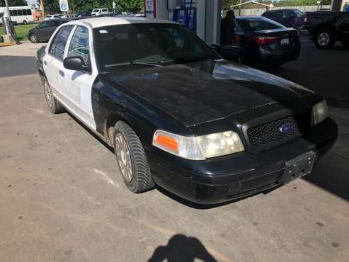 2006 Ford Crown Victoria 158k Police Package Run Very good Ready to for sale in Silver Spring, District Of Columbia