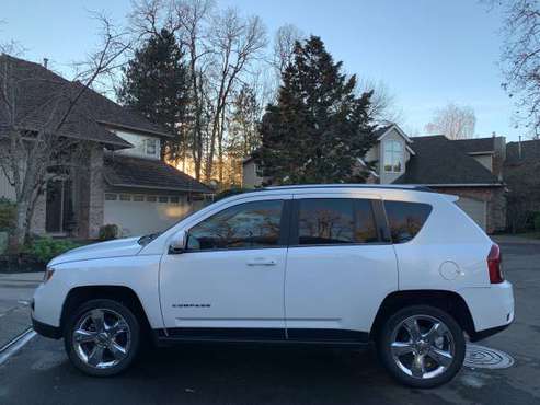 2014 Jeep Compass FWD Latitude - cars & trucks - by owner - vehicle... for sale in Lake Oswego, OR