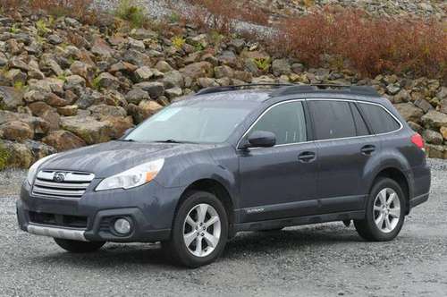 2013 *Subaru* *Outback* *2.5i* Limited - cars & trucks - by dealer -... for sale in Naugatuck, CT