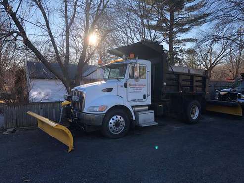 2005 PeterBilt Truck with 10 feet Fisher plow Excellent condition for sale in Wood Ridge, MA