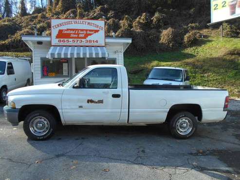 1998 Dodge 1500 long bed truck - cars & trucks - by dealer - vehicle... for sale in Knoxville, TN