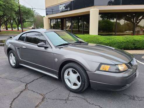 2004 Ford Mustang V6 3, 995 cash for sale in San Antonio, TX