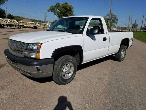 2004 Chevy Silverado Reg Cab 4x4 88K LOW MILES for sale in Sioux City, IA